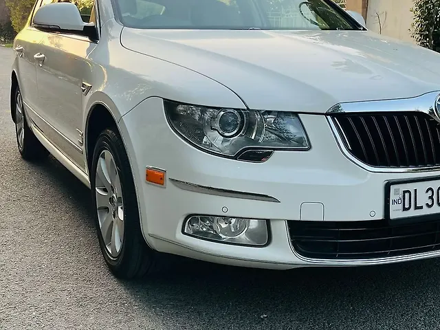 Used 2011 Skoda Superb in Delhi