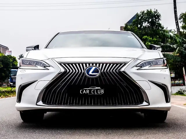 Used 2020 Lexus ES in Thrissur