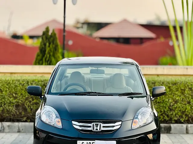 Used 2014 Honda Amaze in Surat
