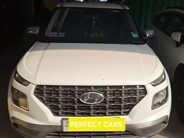 Used 2020 Hyundai Venue in Jamshedpur