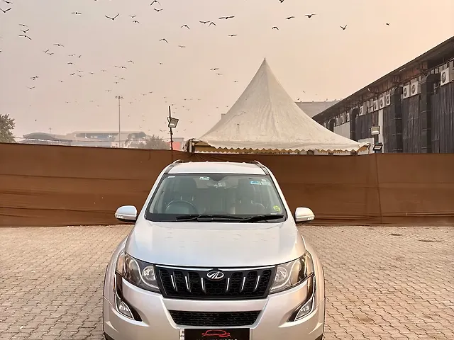 Used 2017 Mahindra XUV500 in Delhi