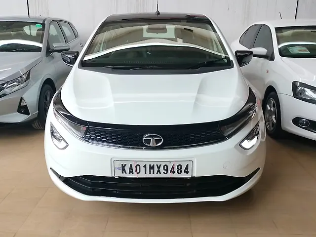 Used 2022 Tata Altroz in Bangalore