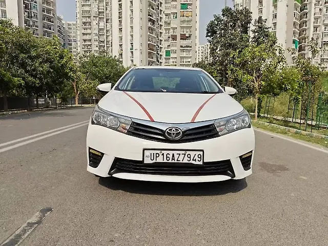 Used 2015 Toyota Corolla Altis in Noida