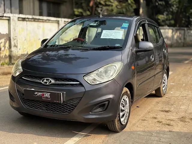 Used 2011 Hyundai i10 in Lucknow