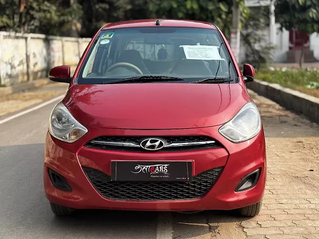 Used 2011 Hyundai i10 in Lucknow