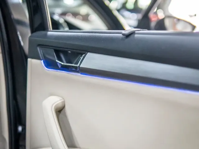 Used Skoda Superb [2014-2016] Style TSI MT in Delhi