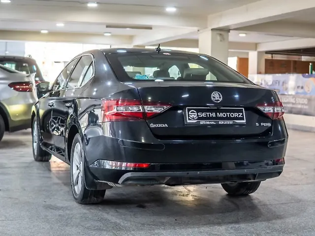 Used Skoda Superb [2014-2016] Style TSI MT in Delhi