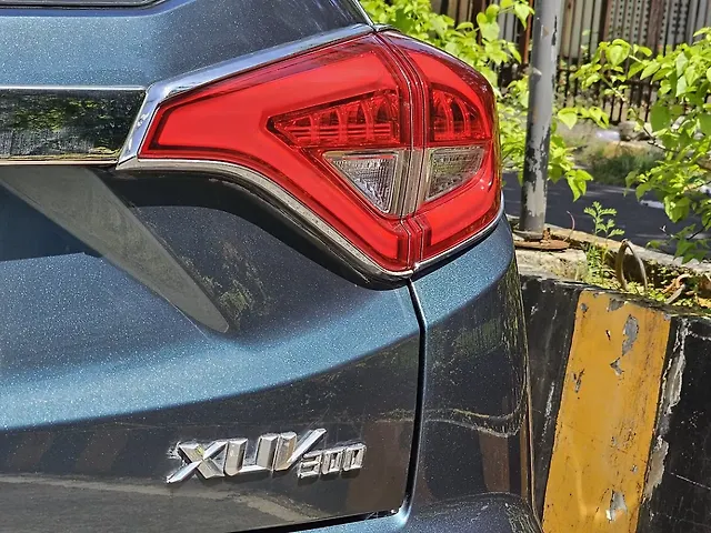 Used Mahindra XUV300 [2019-2024] 1.2 W4 [2019-2019] in Mumbai