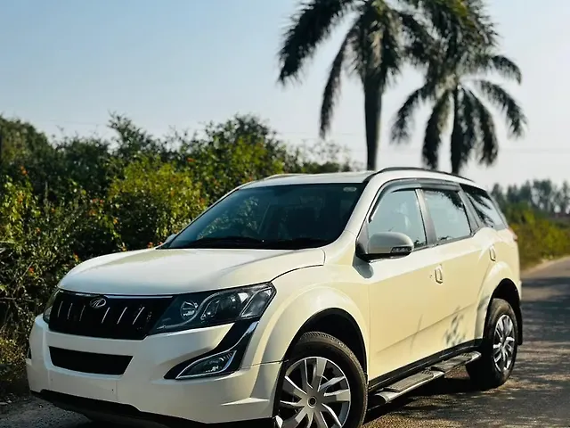 Used 2017 Mahindra XUV500 in Lucknow Used 2017 Mahindra XUV500 in Lucknow