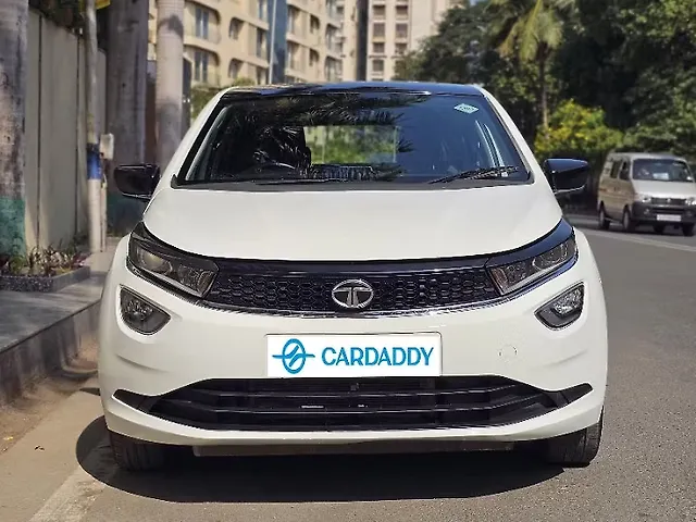 Used 2023 Tata Altroz in Surat