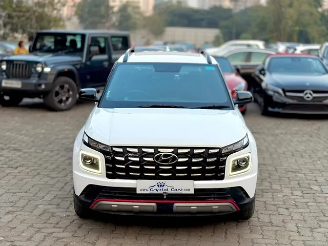 Used 2022 Hyundai Venue in Mumbai