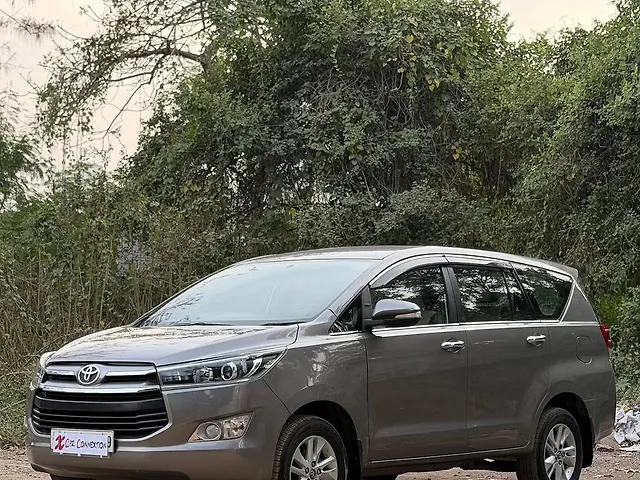Used Toyota Innova Crysta [2016-2020] 2.4 V Diesel in Mumbai