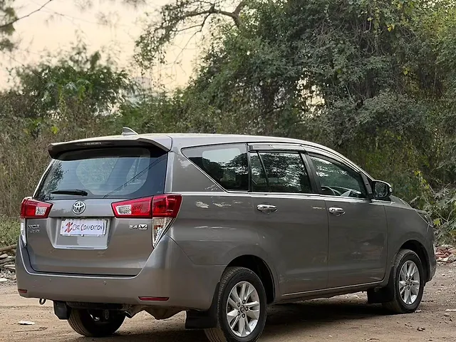 Used Toyota Innova Crysta [2016-2020] 2.4 V Diesel in Mumbai