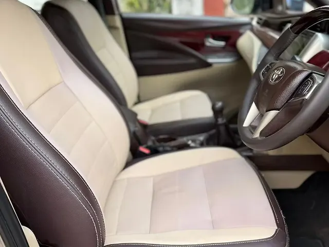 Used Toyota Innova Crysta [2016-2020] 2.4 V Diesel in Mumbai