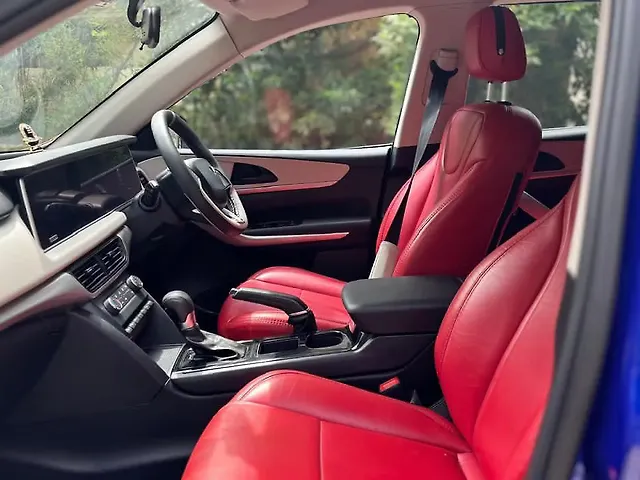 Used Mahindra Old Generation XUV700 AX 3 Diesel AT 5 STR [2021] in Hyderabad