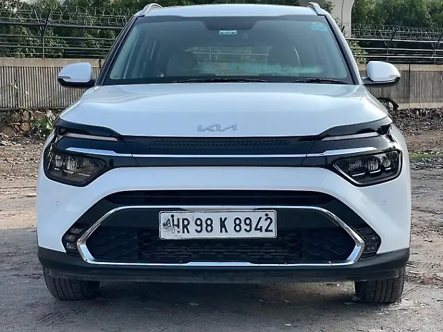 Used 2023 Kia Carens in Delhi