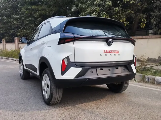 Used Tata Nexon Pure Plus 1.2 Petrol 6MT in Delhi