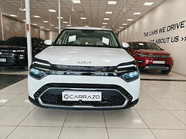 Used 2024 Kia Carens in Mumbai