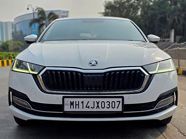 Used 2022 Skoda Octavia in Mumbai