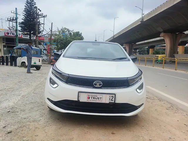 Used 2023 Tata Altroz in Bangalore