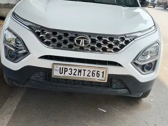 Used 2022 Tata Safari in Lucknow