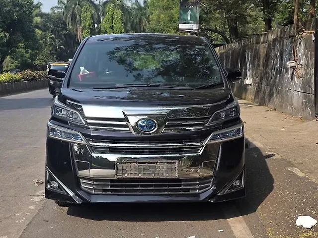 Used 2019 Toyota Vellfire in Mumbai