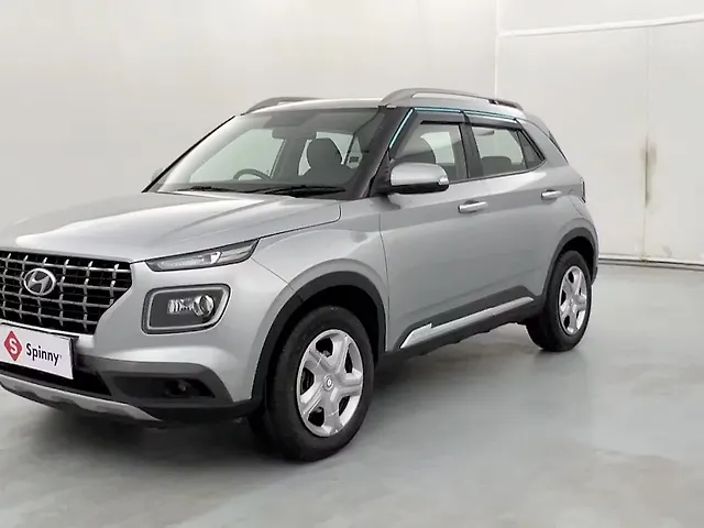 Used 2022 Hyundai Venue in Lucknow
