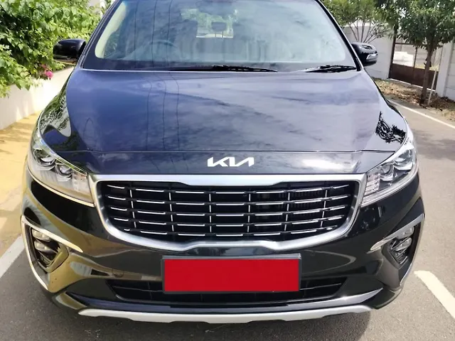 Used 2022 Kia Carnival in Coimbatore