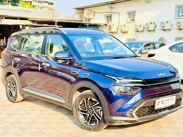 Used 2024 Kia Carens in Surat