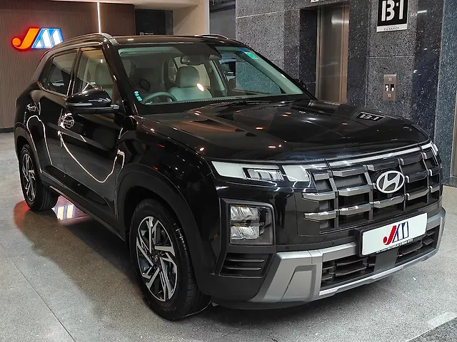 Used 2024 Hyundai Creta in Ahmedabad