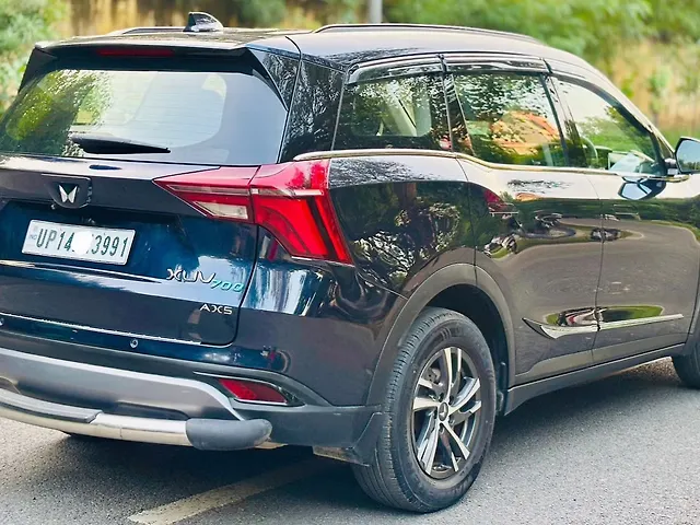 Used Mahindra Old Generation XUV700 AX 5 Petrol MT 5 STR [2021] in Delhi