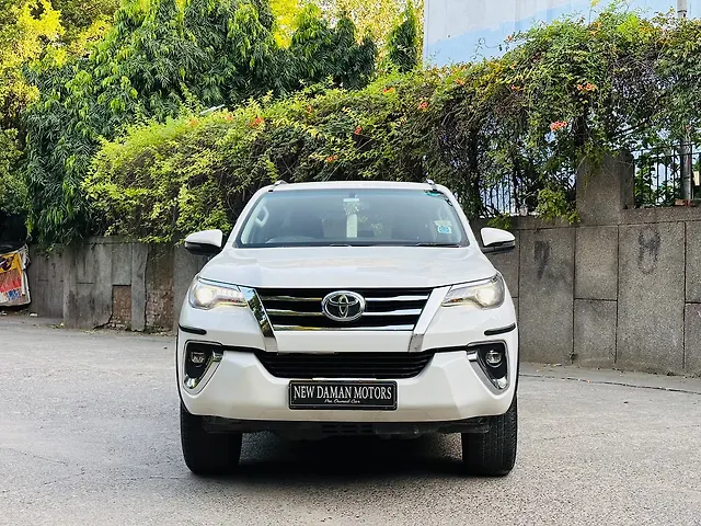 Used 2020 Toyota Fortuner in Delhi