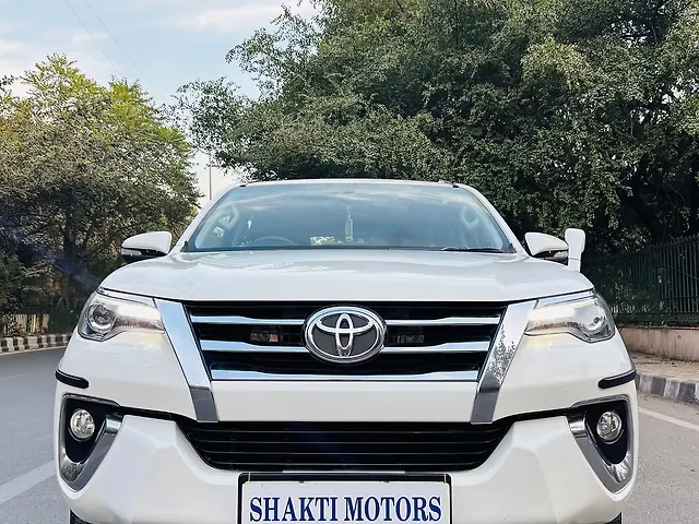 Used 2017 Toyota Fortuner in Delhi