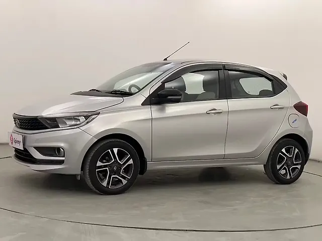 Used 2020 Tata Tiago in Pune