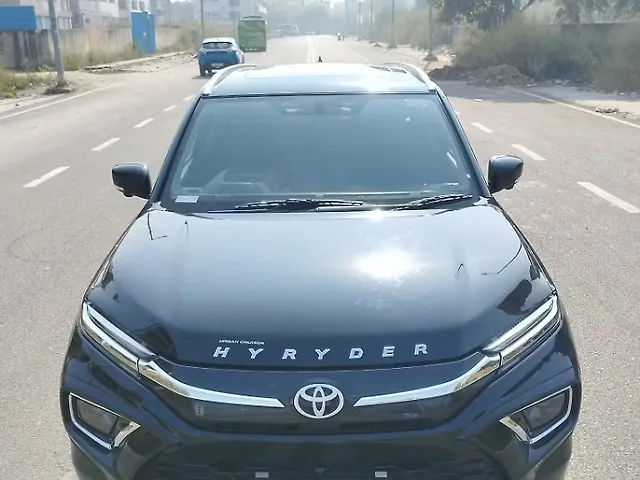 Used 2025 Toyota Urban Cruiser Hyryder in Delhi