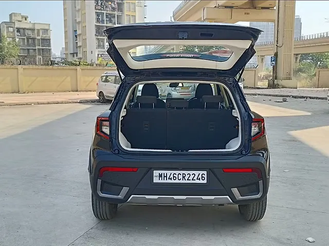 Used Mahindra XUV 3XO AX5 Petrol 1.2L Turbo Manual in Navi Mumbai