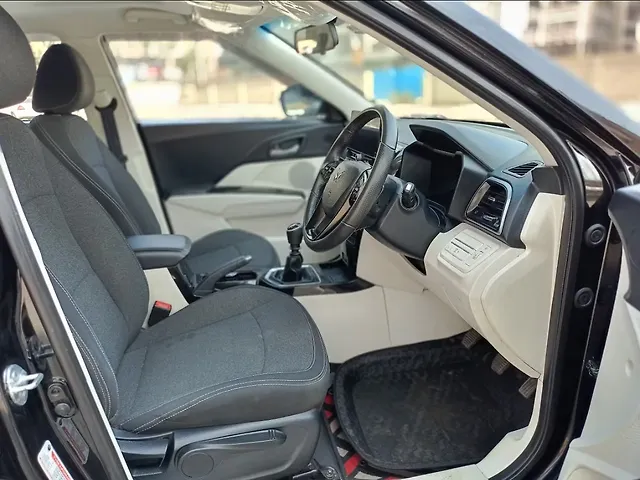 Used Mahindra XUV 3XO AX5 Petrol 1.2L Turbo Manual in Navi Mumbai