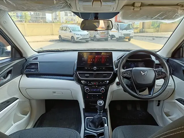 Used Mahindra XUV 3XO AX5 Petrol 1.2L Turbo Manual in Navi Mumbai