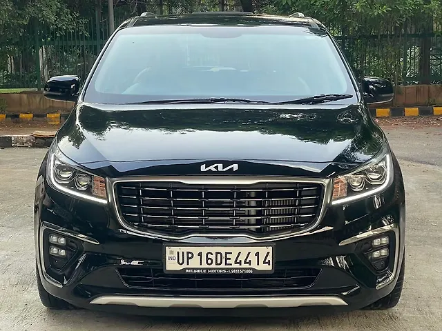 Used 2022 Kia Carnival in Delhi Used 2022 Kia Carnival in Delhi