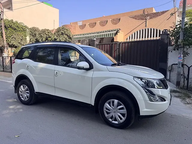 Used 2015 Mahindra XUV500 in Jalandhar