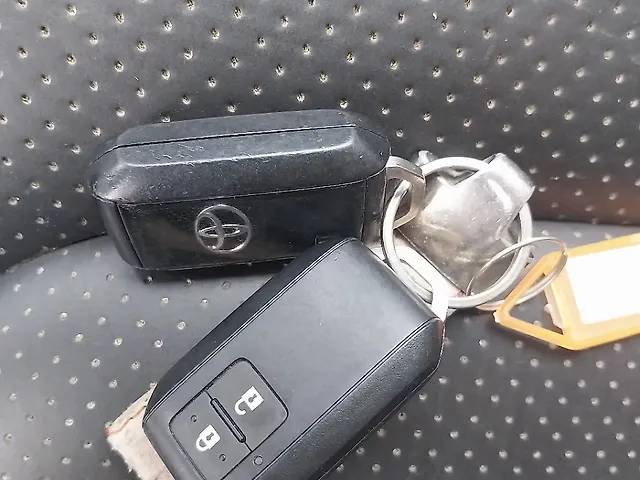Used Toyota Glanza G [2022-2023] in Surat
