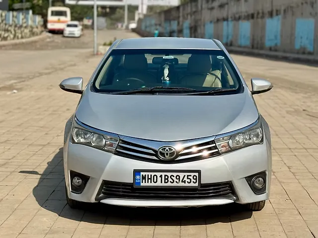Used 2014 Toyota Corolla Altis in Thane
