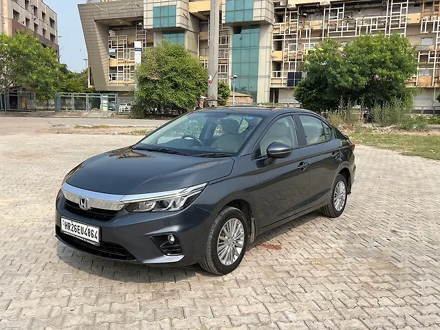 Used 2022 Honda City in Delhi