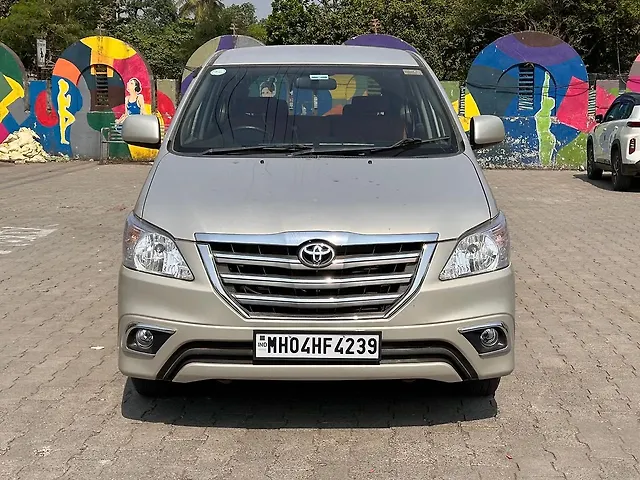 Used 2016 Toyota Innova in Mumbai