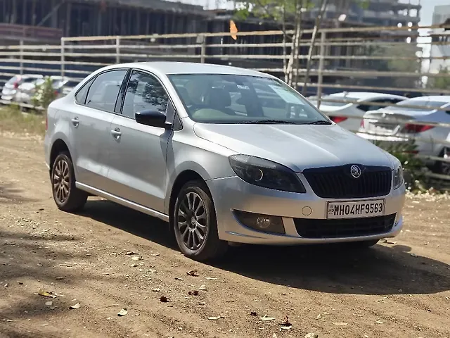 Used 2016 Skoda Rapid in Nashik Used 2016 Skoda Rapid in Nashik