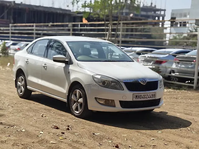 Used 2015 Skoda Rapid in Nashik Used 2015 Skoda Rapid in Nashik