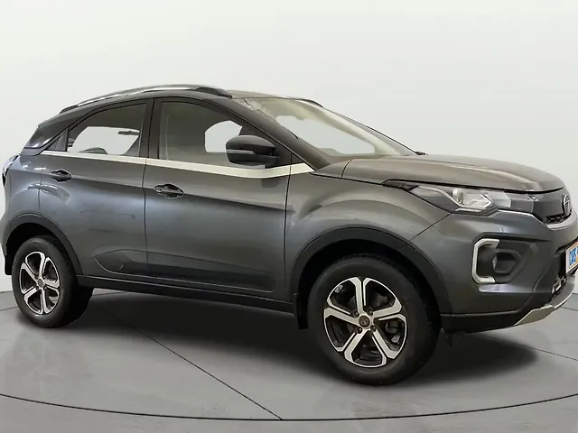 Used 2022 Tata Nexon in Delhi