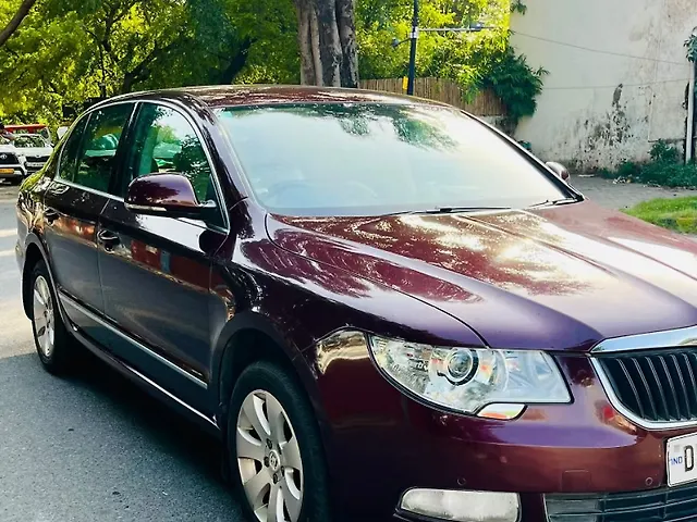 Used 2012 Skoda Superb in Delhi