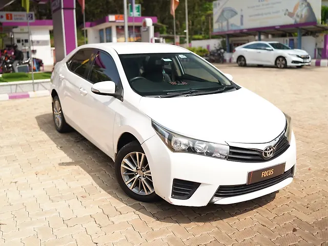 Used 2016 Toyota Corolla Altis in Kollam