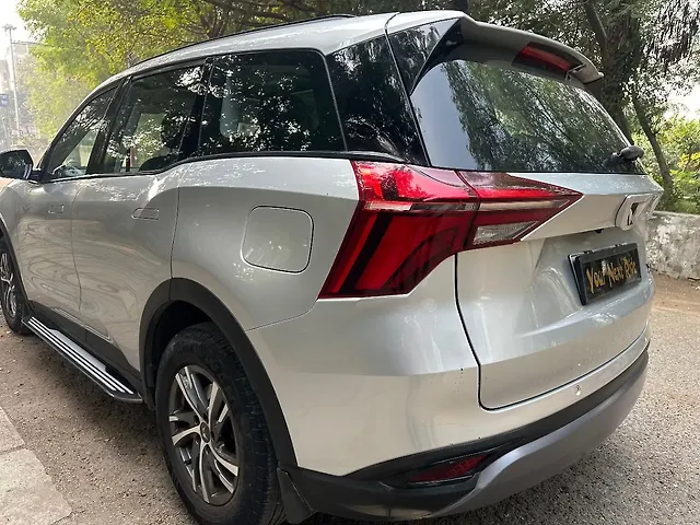 Used Mahindra Old Generation XUV700 AX5 2WD Petrol 2.0L Turbo Manual 7 STR in Delhi